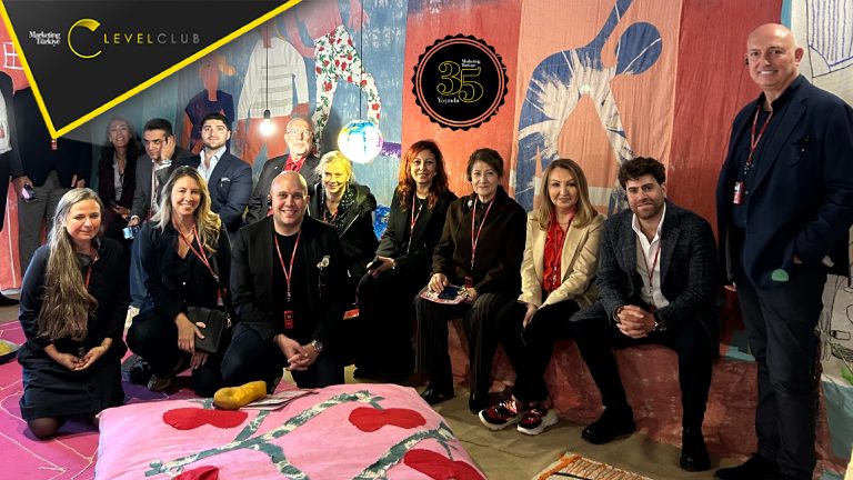 Bienalin kalbinde bir gün: Marketing Türkiye C Level Club üyeleri, “Üç Ayaklı Kedi”nin izinde…